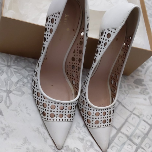 Kate Spade All white pumps - Picture 3 of 4